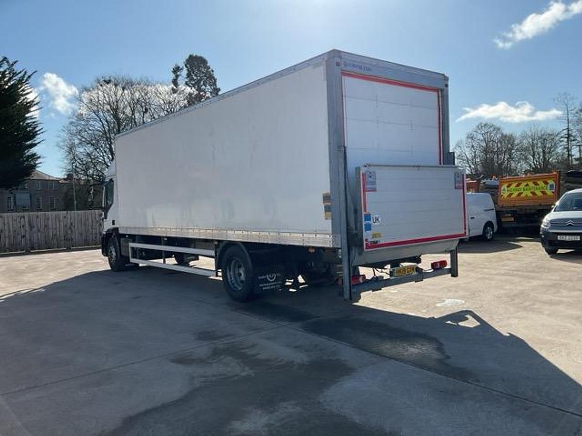 Used 2019 Iveco 180E250 18T Boxvan