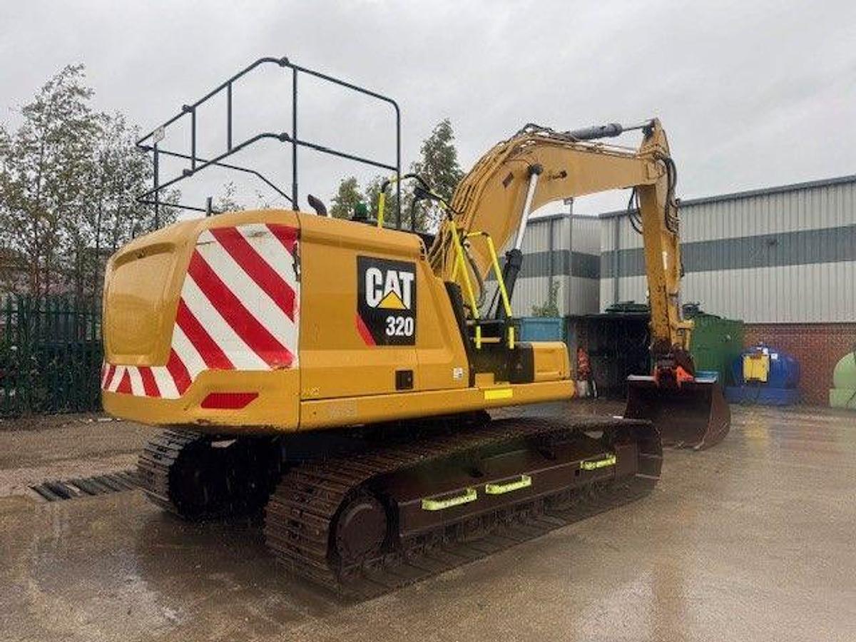 Used 2019 CAT 320 Tracked Excavator