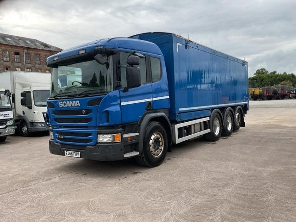 Used 2016 Scania P410 8x4 Tridem Bulk Blower