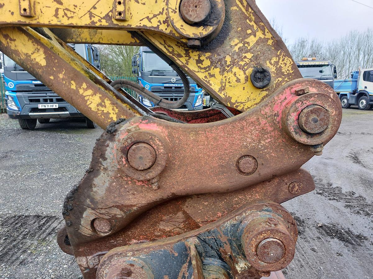 Used 2018 Komatsu PC360LC-11 Tracked Excavator