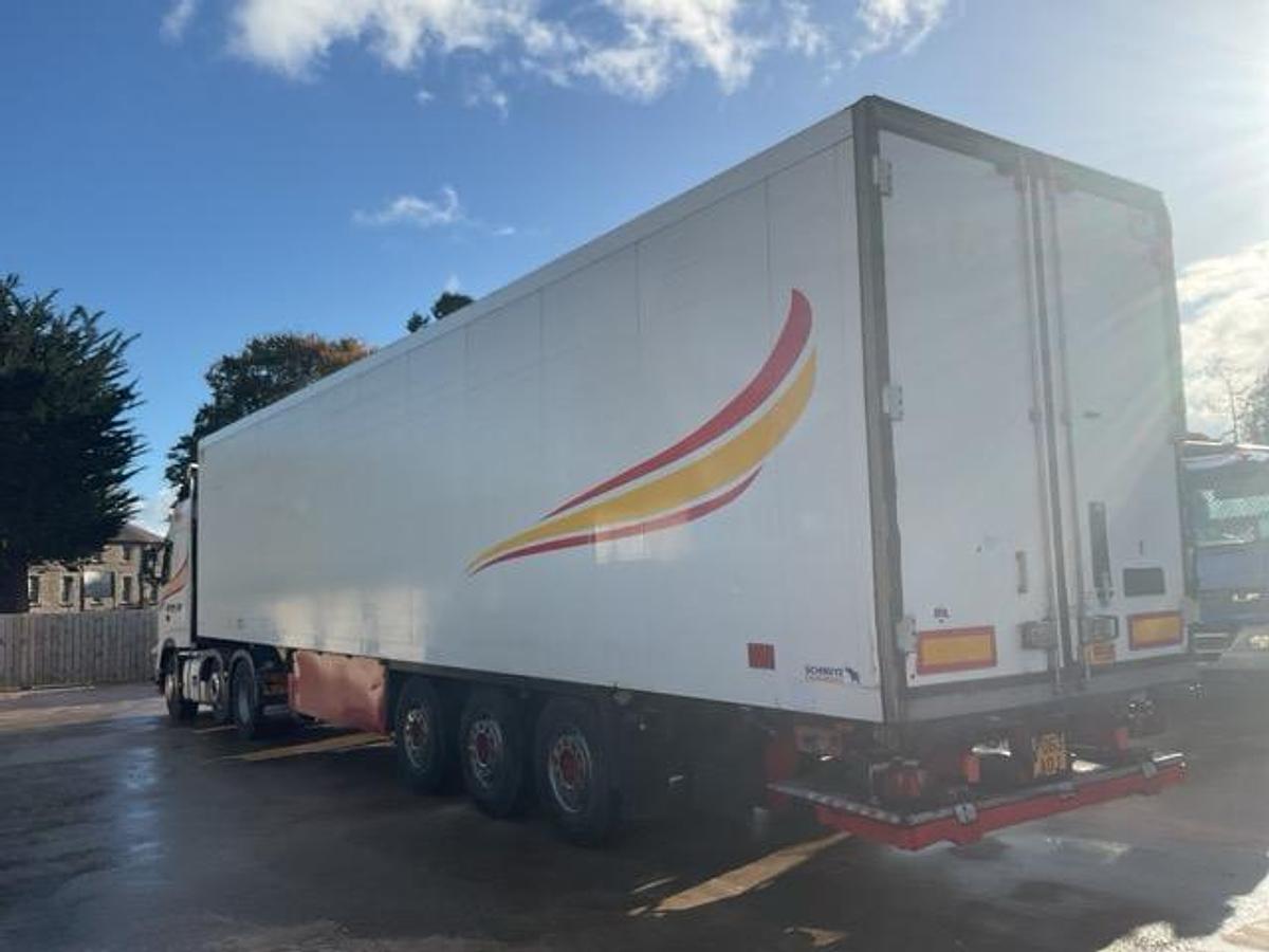 Used 2010 Schmitz Tri Axle Fridge