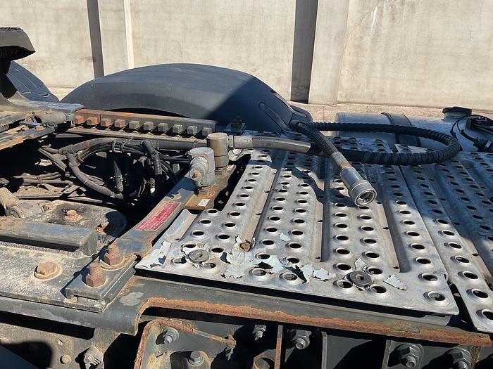 Used 2018 DAF CF460 6x2 Rear Lift