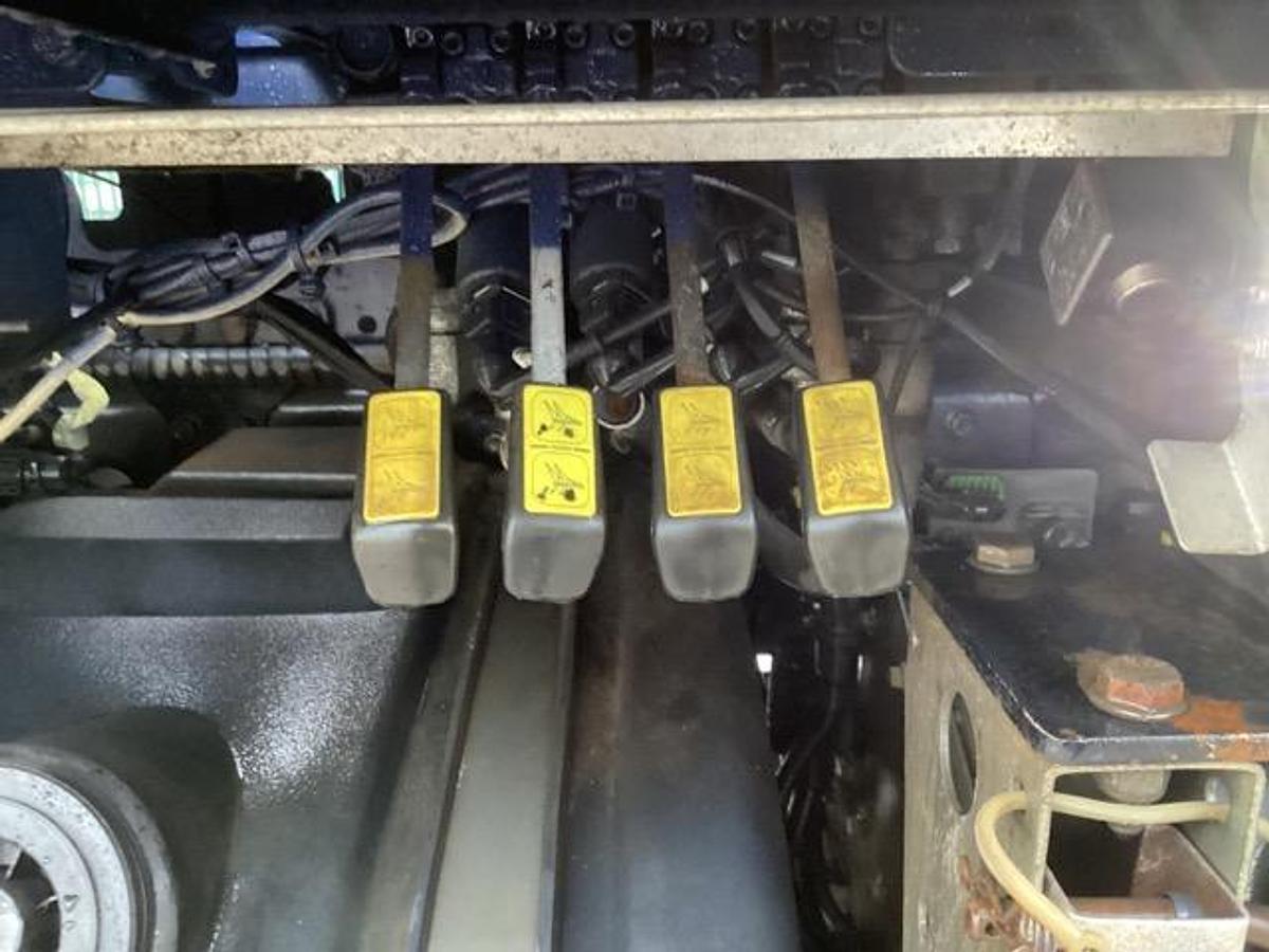 Used 2018 (68) Volvo FL280 4x2 18T Skiploader