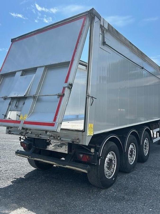 Used 2020 Fruehauf 70cyd Plankside Sloper