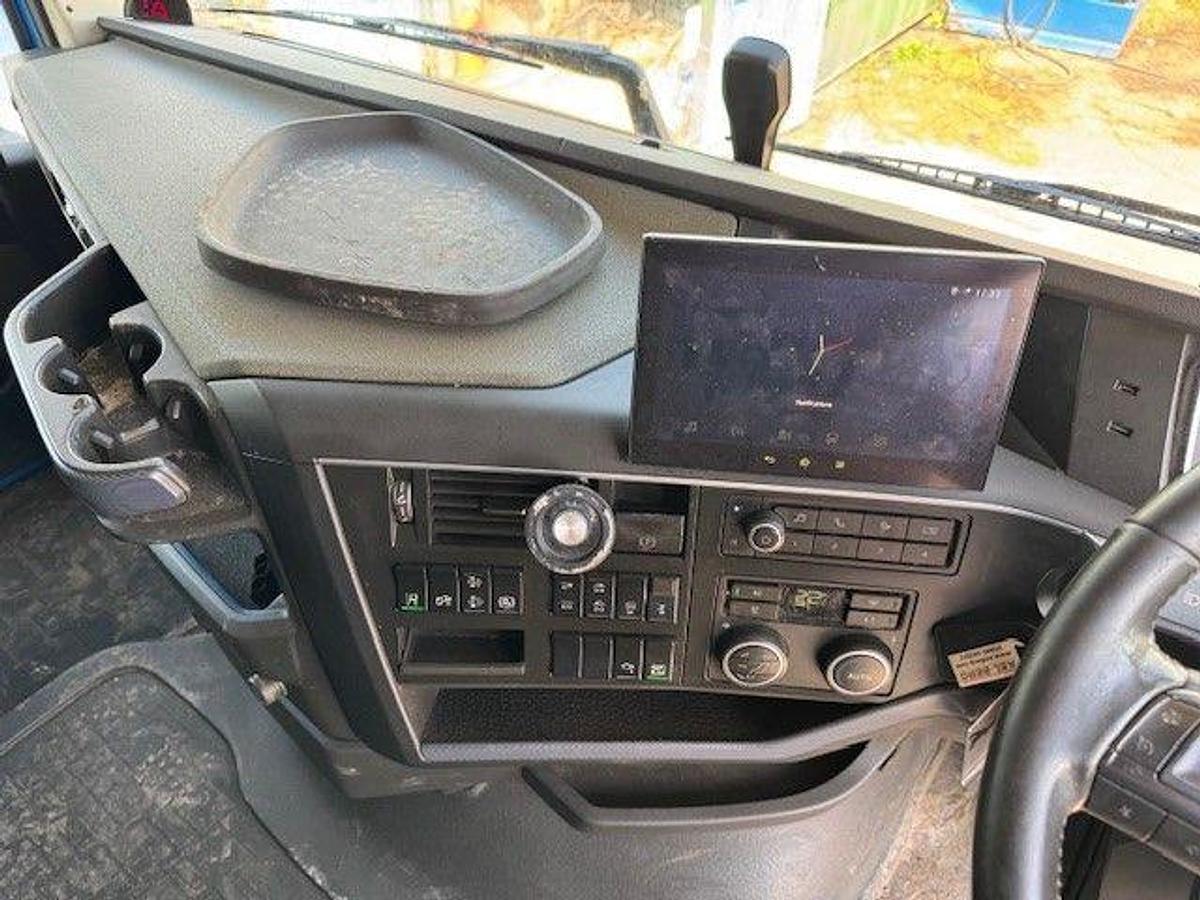 Used 2021 (71) Volvo FH540 G/T 6x4 Double Driver Rearlift Tag