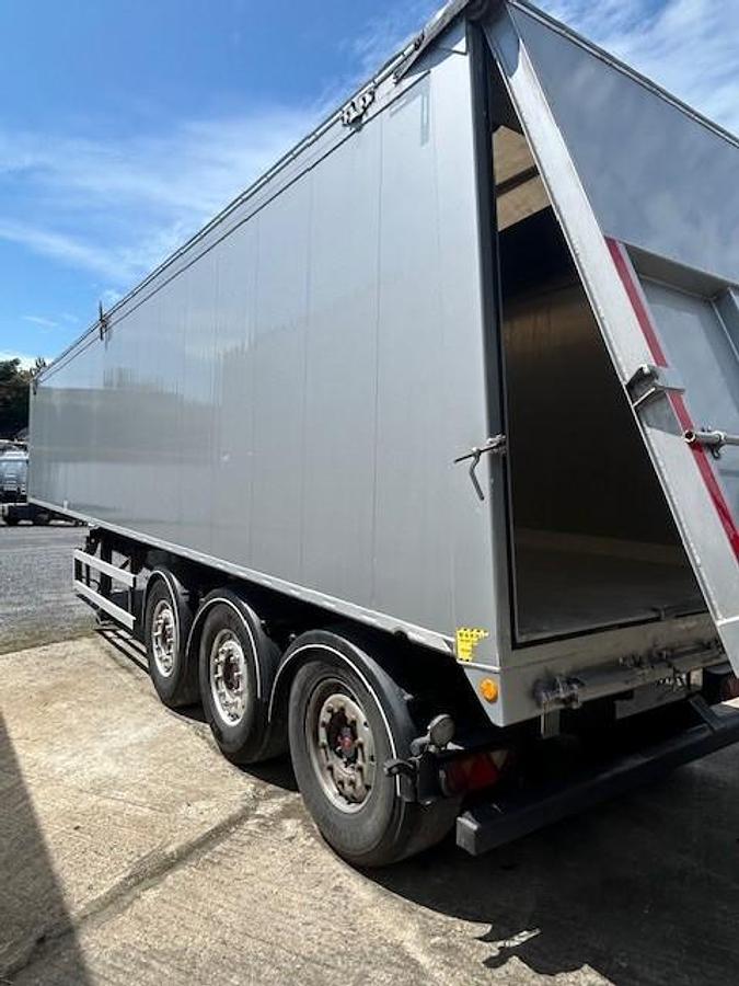 Used 2020 Fruehauf 70cyd Plankside Sloper