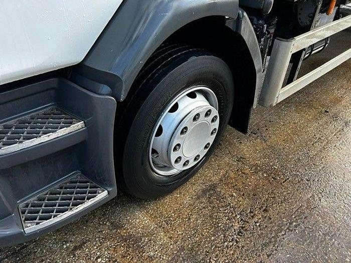 Used 2019(68) Renault D18.280 4x2 18T Curtainsider