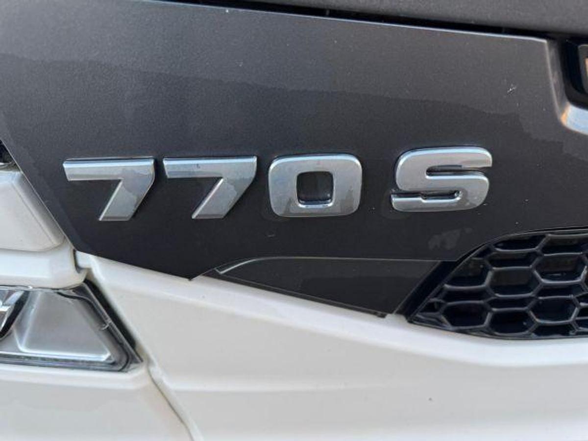 Used 2025 (25) Scania S770 V8 6x2 Rearlift