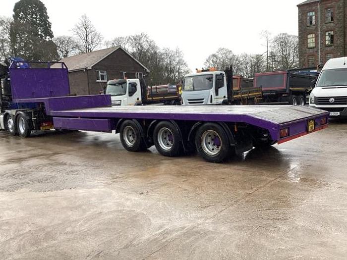Used 2004 SDC Tri Axle Step Frame Trailer