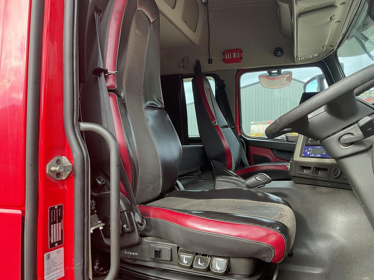 Used 2017 Volvo FM460 G/T 6x2 Midlift