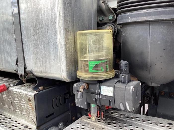 Used 2016 Mercedes Arocs 2551 6x2 T/Unit