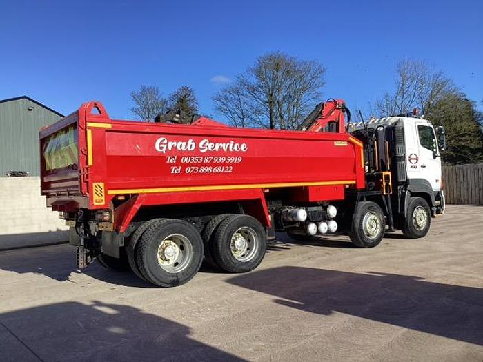 Used 2013 Hino 700 Series 8x4 Tipper Grab