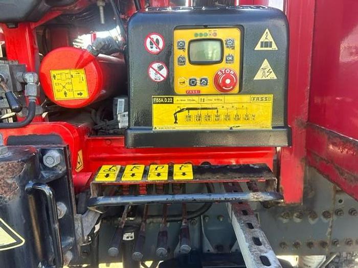 Used 2015 DAF CF370 6x2 Rearlift Flatbed With Crane