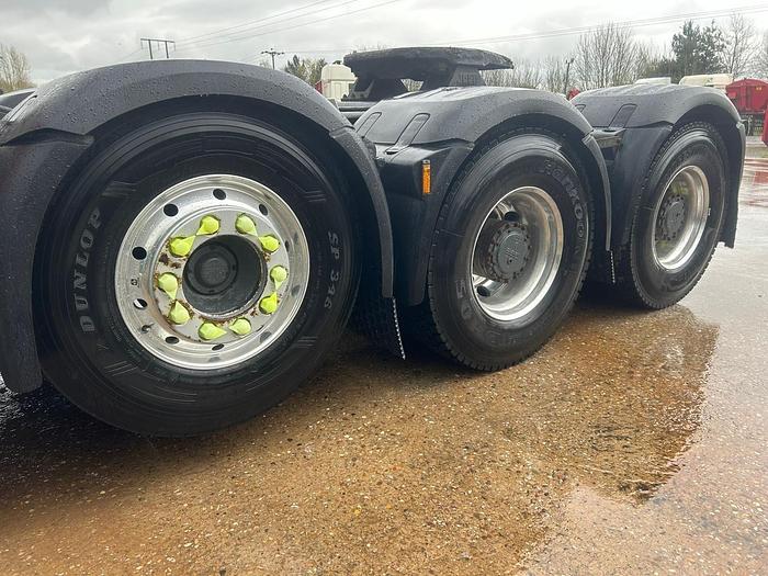 Used 2017 DAF XF510 8x4 150T Unit