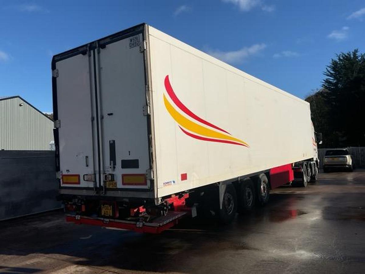 Used 2010 Schmitz Tri Axle Fridge