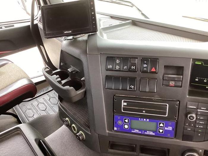 Used 2017 Volvo FMX420 8x4 Tipper