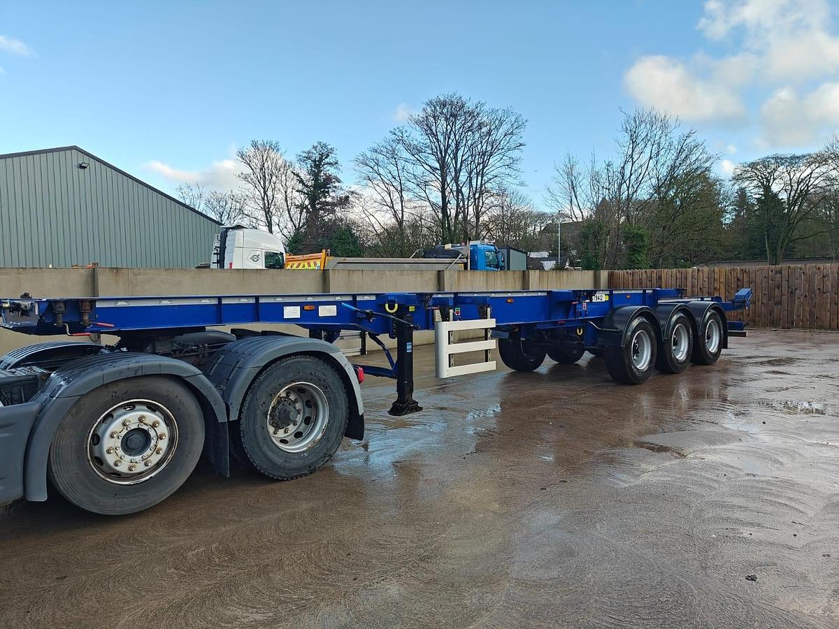 Used 2023 SDC 45ft Sliding Skeletal Trailer