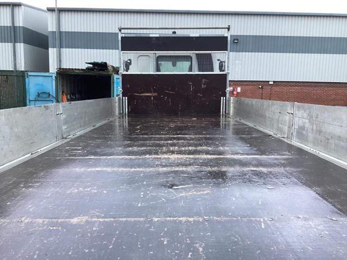 Used 2023 (73) DAF LF230 4x2 18T Dropside Flatbed