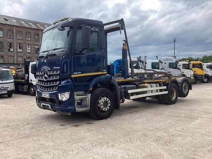 Used 2013 Mercedes Arocs 2543 6x2 Hookloader