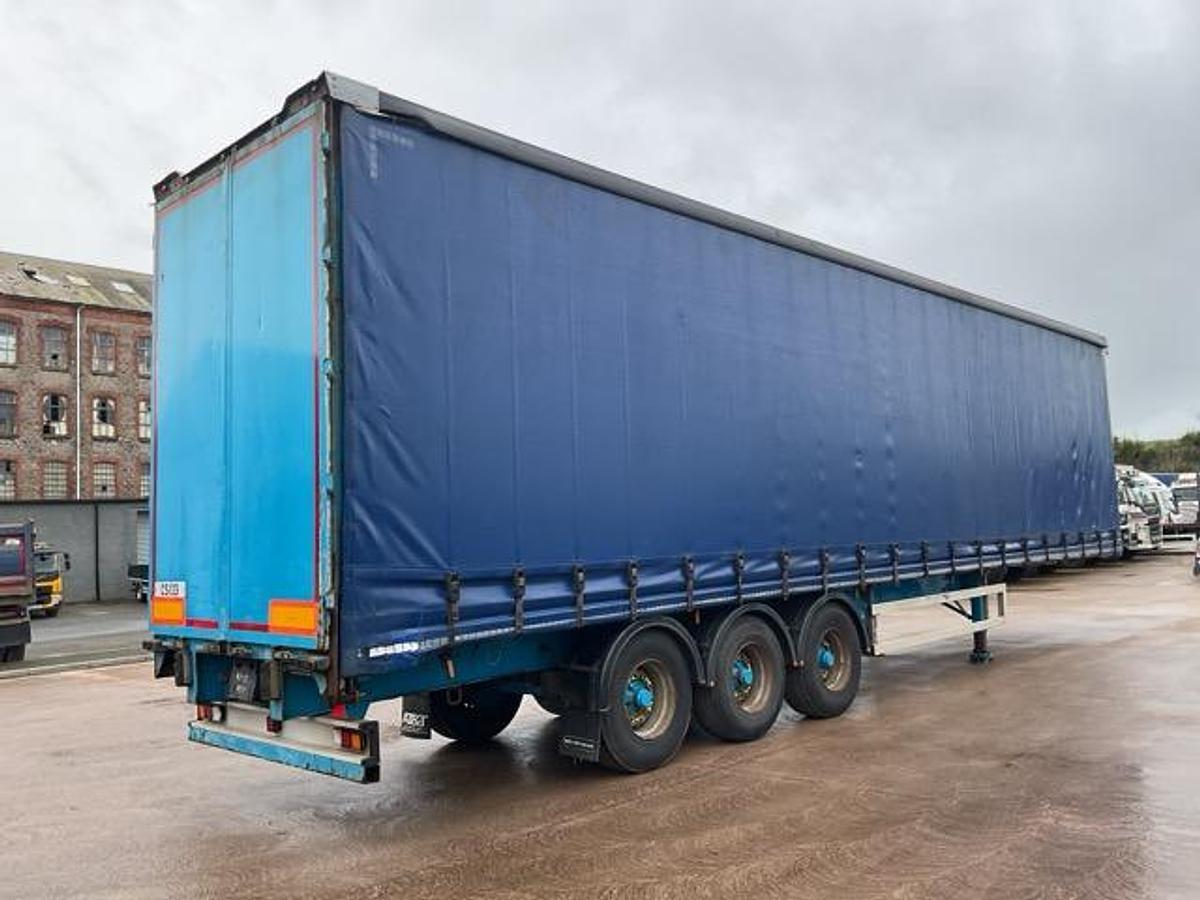 Used 2014 Montracon Tri Axle Curtainsider