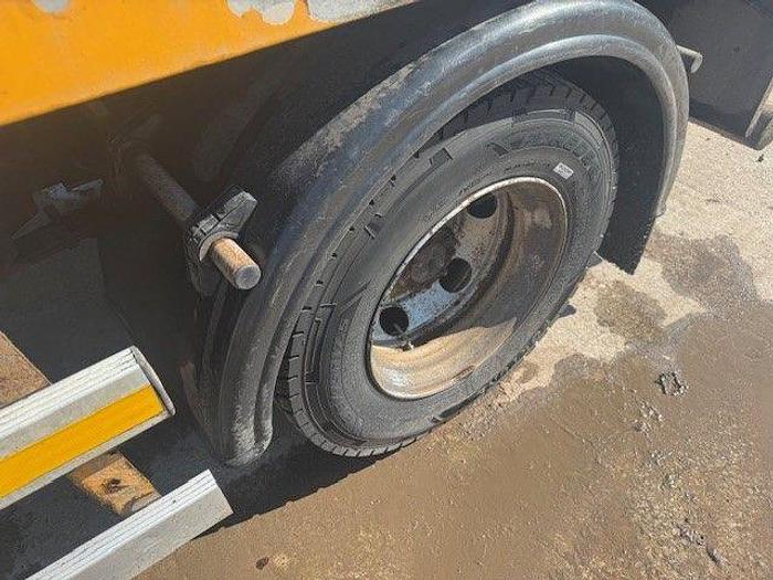 Used 2017 (17) Isuzu N75.190 4x2 7.5T Hotbox