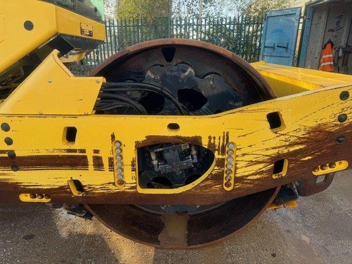 Used 2015 Bomag BW216 DH-4i Single Drum Vibrating Roller