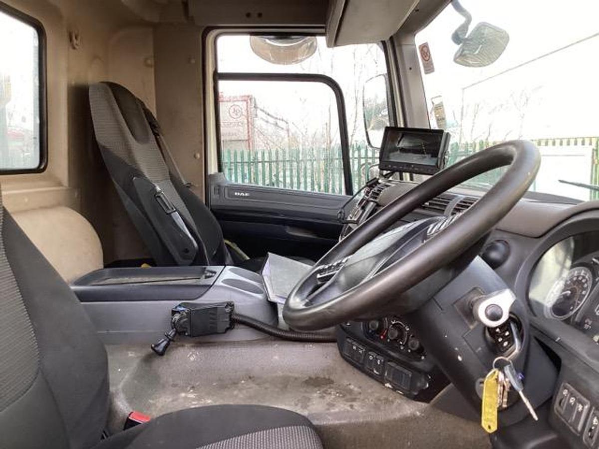 Used 2017 (67) DAF CF330 6x4 Tipper Grab