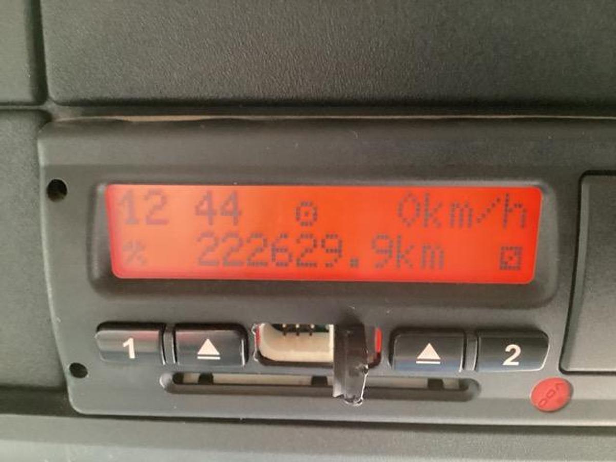 Used 2017 (67) DAF CF330 6x4 Tipper Grab