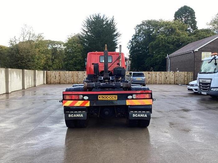 Used 2008 Scania P380 8x4 Hookloader