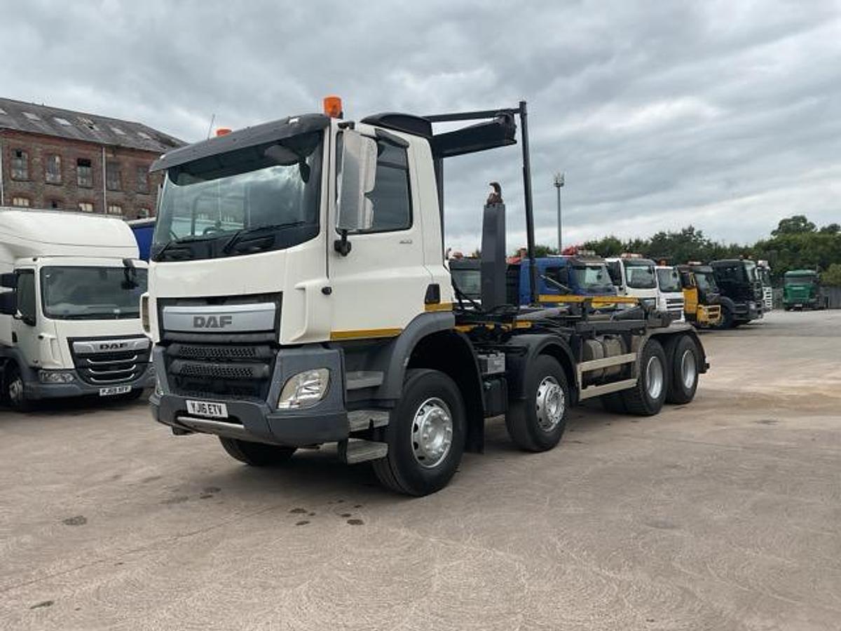 Used 2016 DAF CF400 8x4 Hookloader