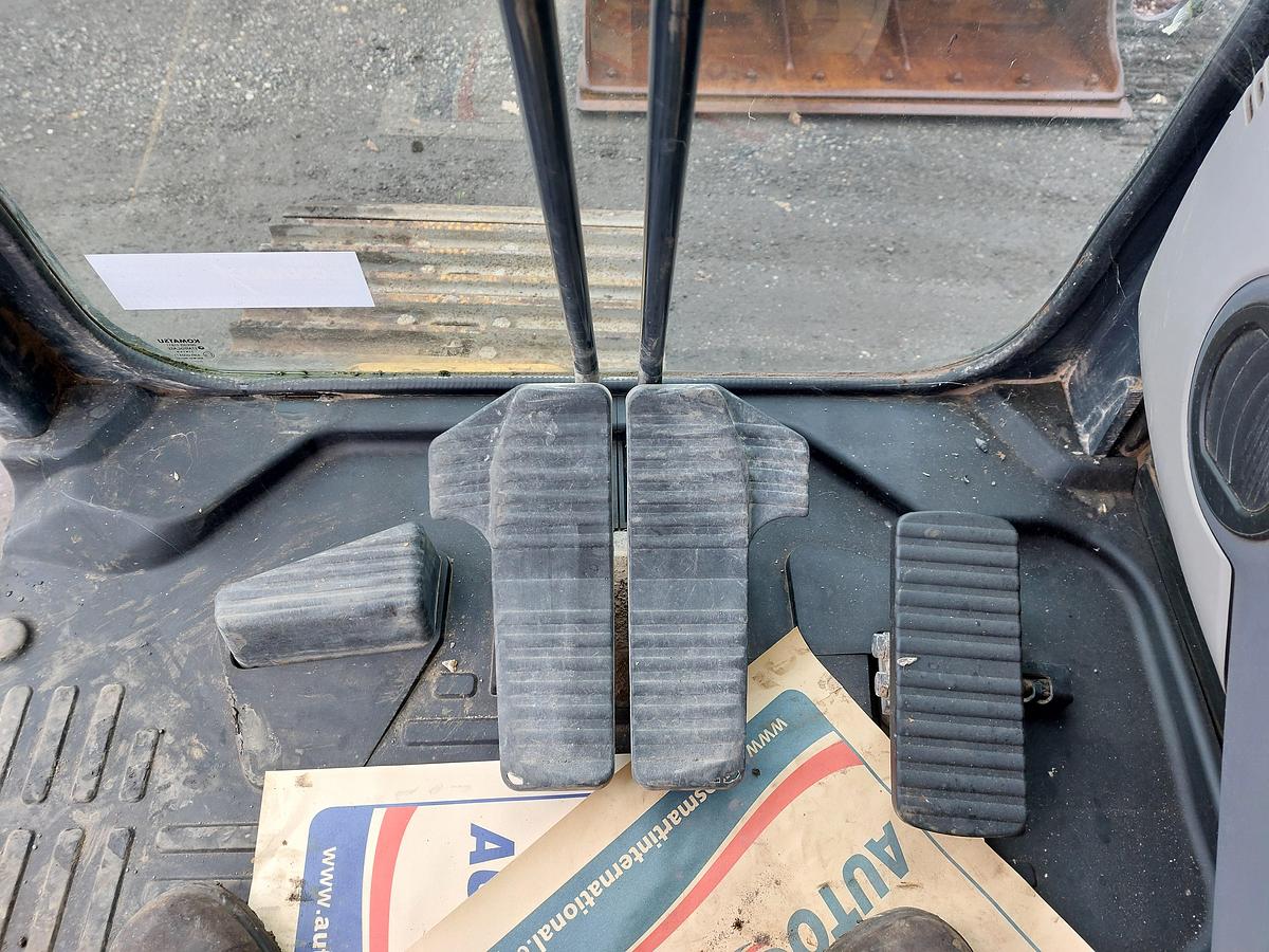 Used 2018 Komatsu PC360LC-11 Tracked Excavator