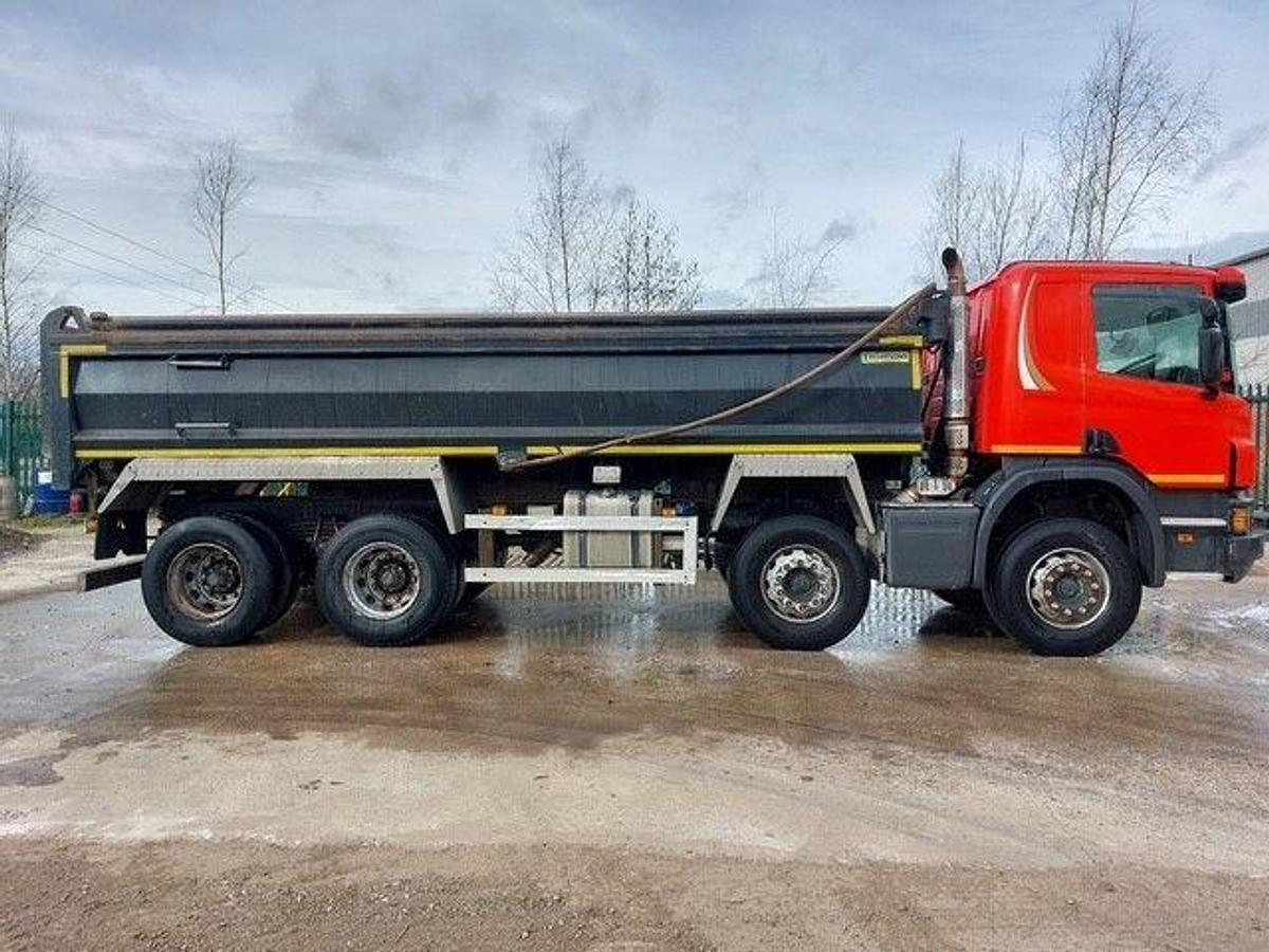 Used 2018 (18) Scania P410 8x4 Steel Tipper