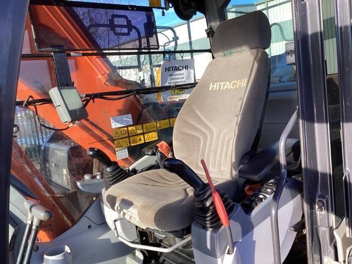 Used 2019 Hitachi ZX250LC-6 Tracked Excavator