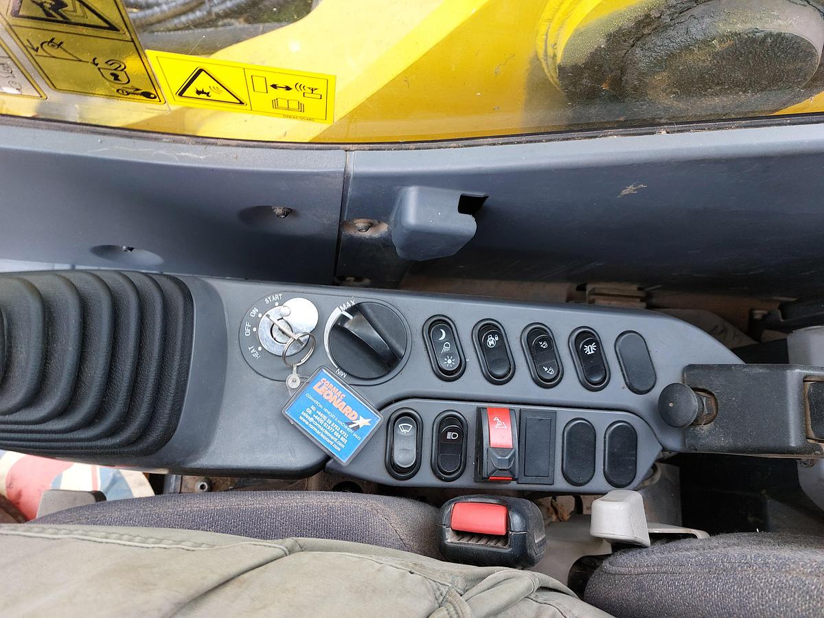 Used 2018 Komatsu PC360LC-11 Tracked Excavator