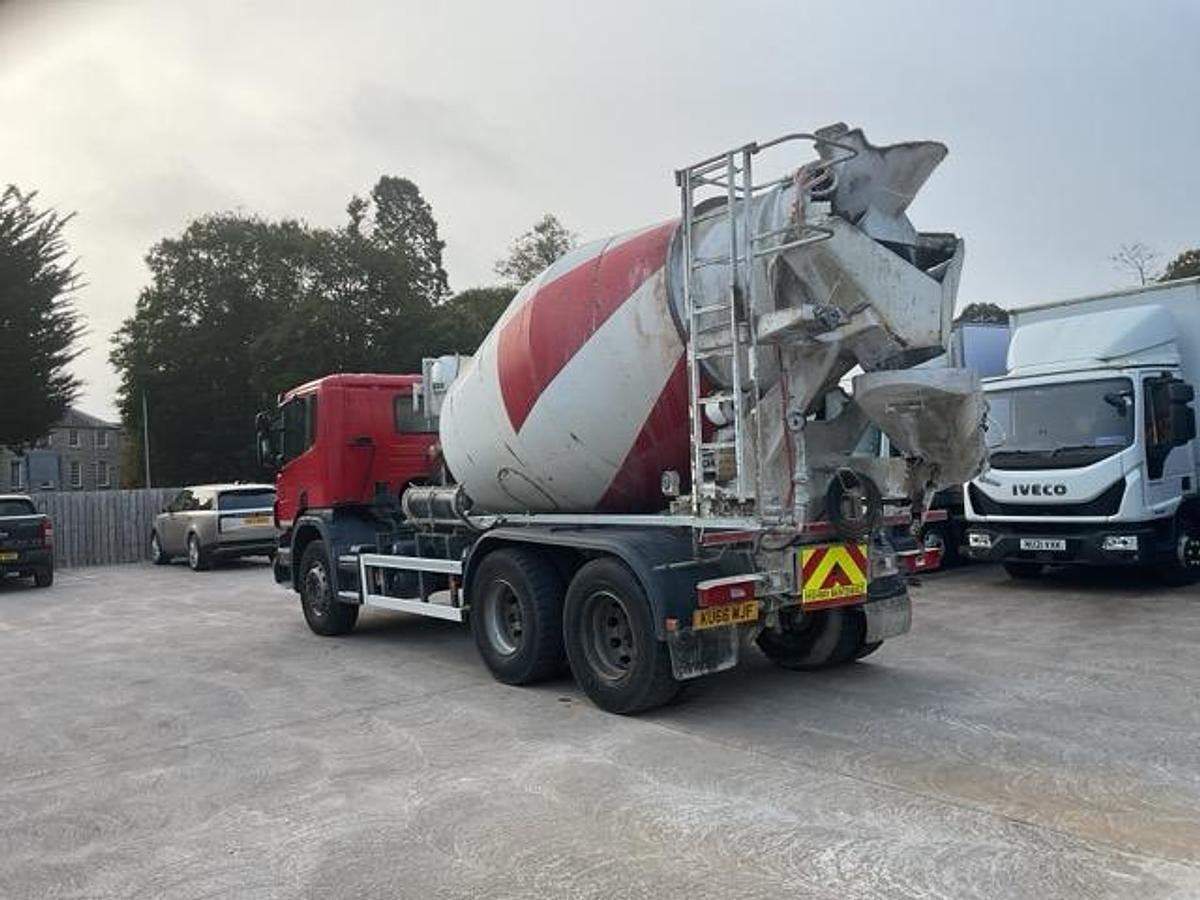 Used 2016 Scania P320 6x4 Concrete Mixer