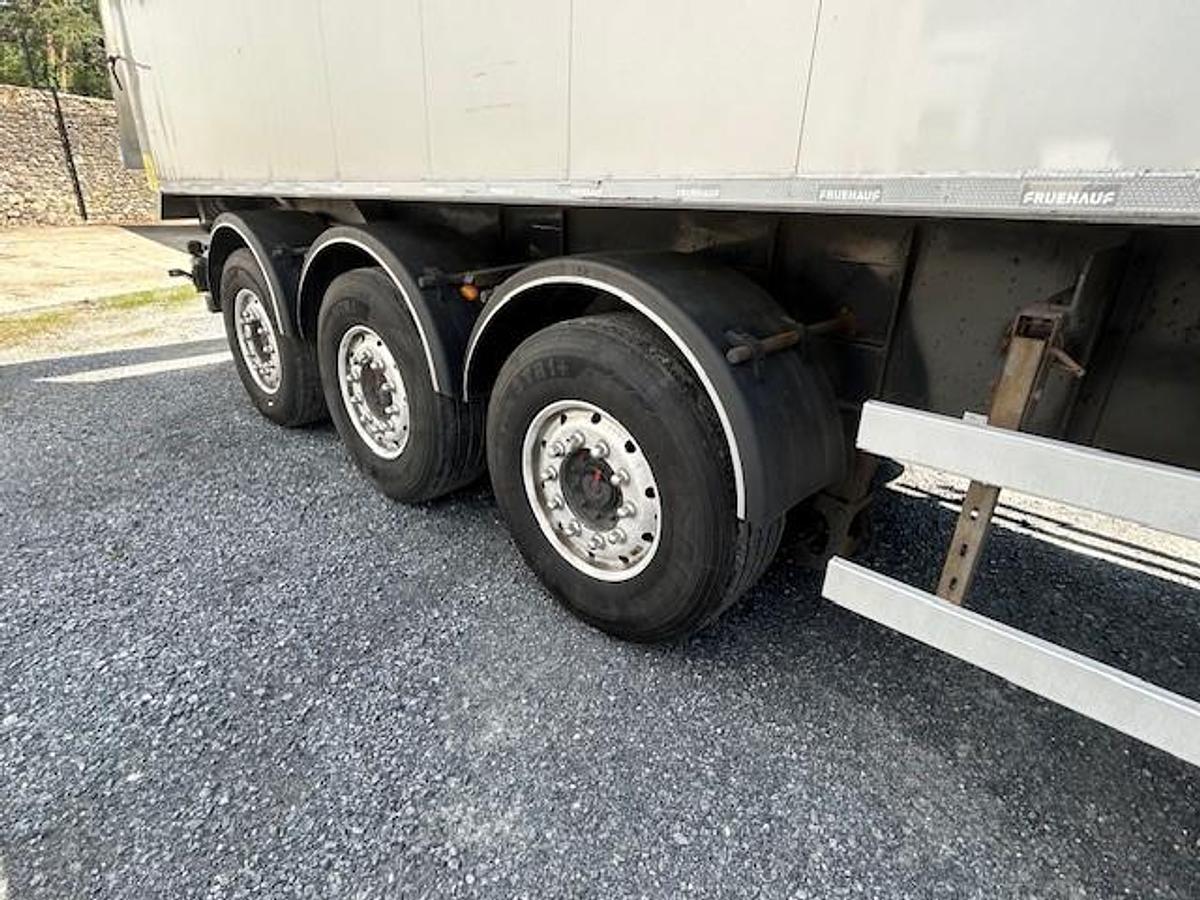 Used 2020 Fruehauf 70cyd Plankside Sloper