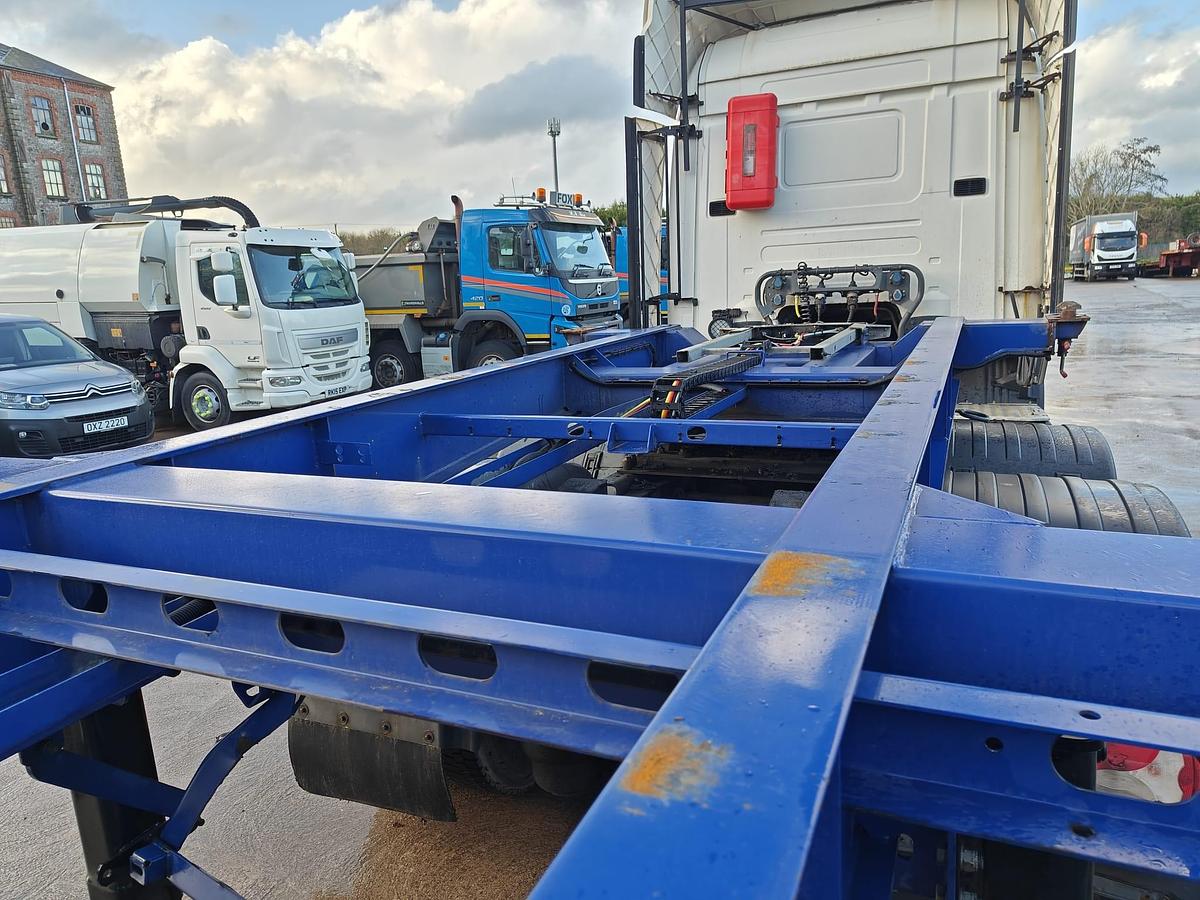 Used 2023 SDC 45ft Sliding Skeletal Trailer