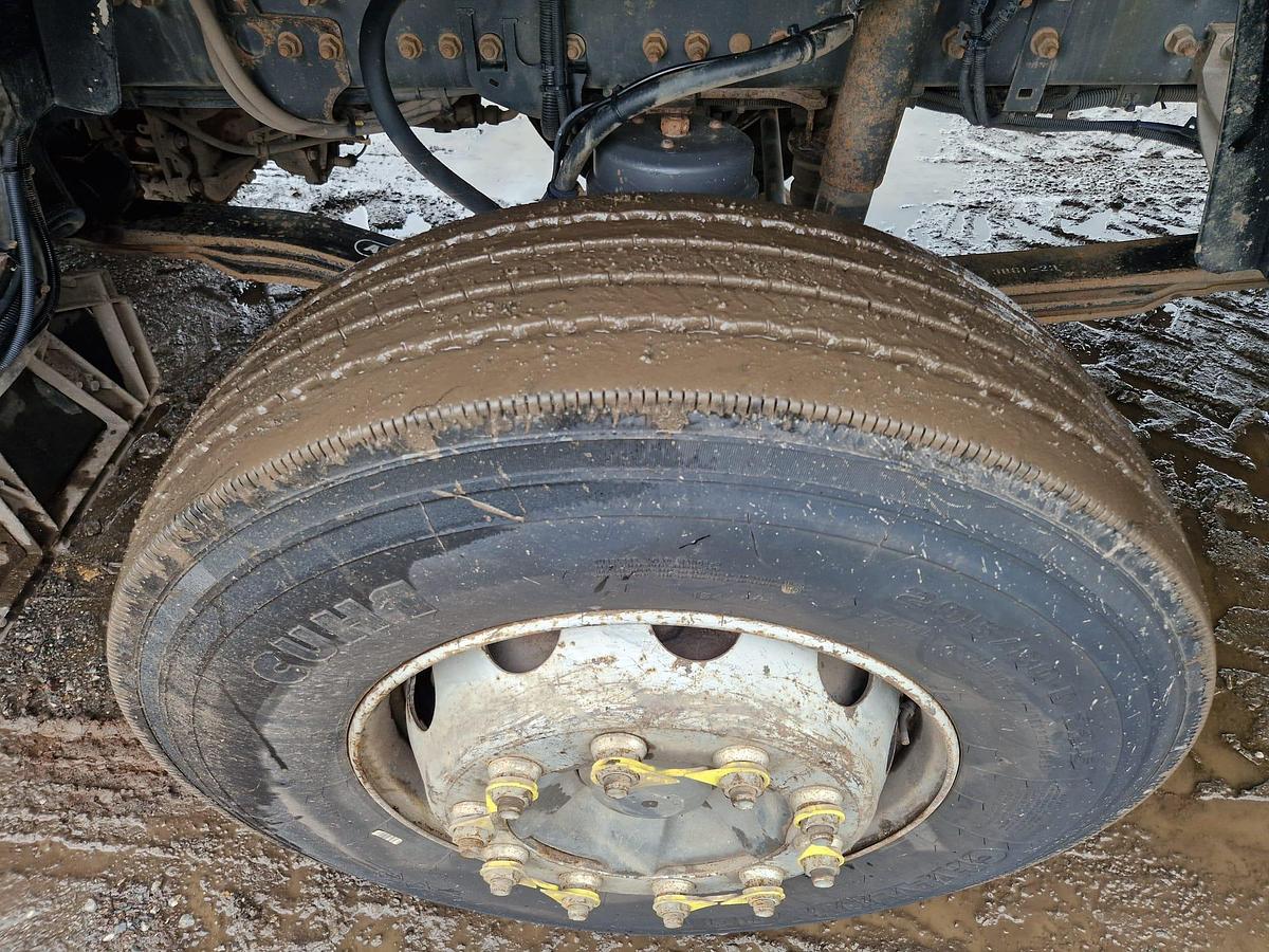 Used 2016 Volvo FMX420 8x4 Steel Tipper