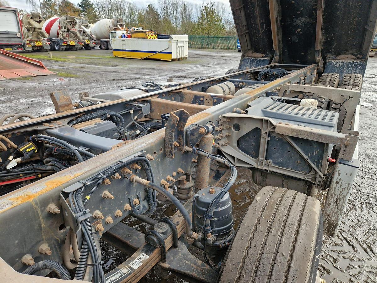 Used 2016 Volvo FMX420 8x4 Steel Tipper