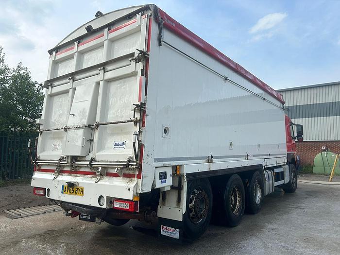 Used 2015 Volvo FM410 8x4 Tridem Alloy Bulk Blower