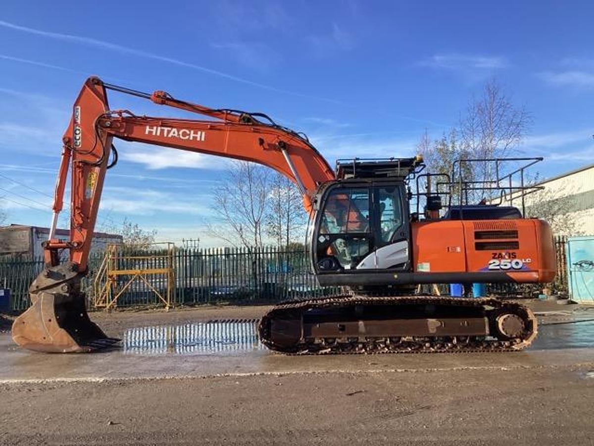 Used 2019 Hitachi ZX250LC-6 Tracked Excavator