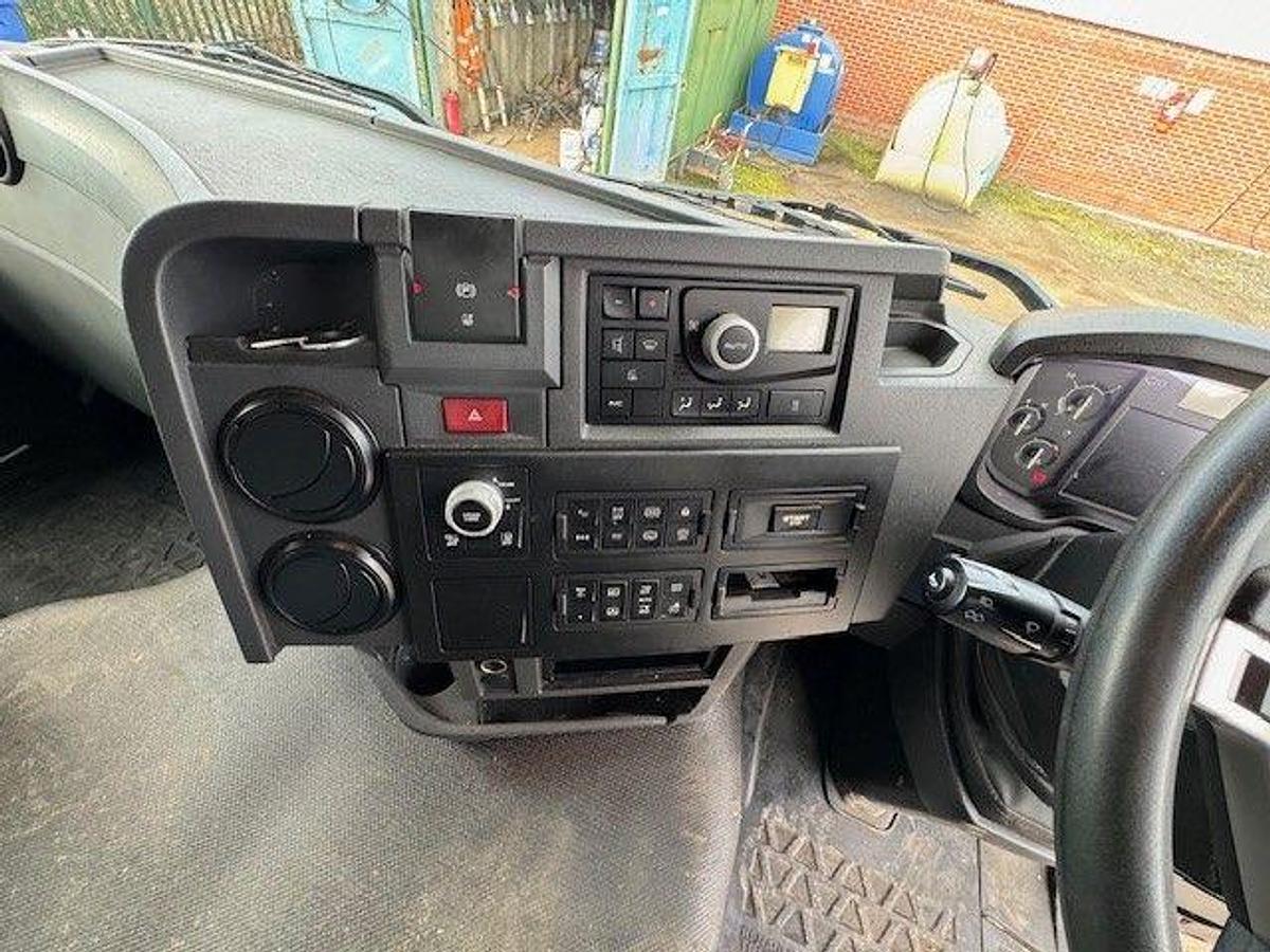 Used 2022 (72) Renault T480 6x2 Midlift