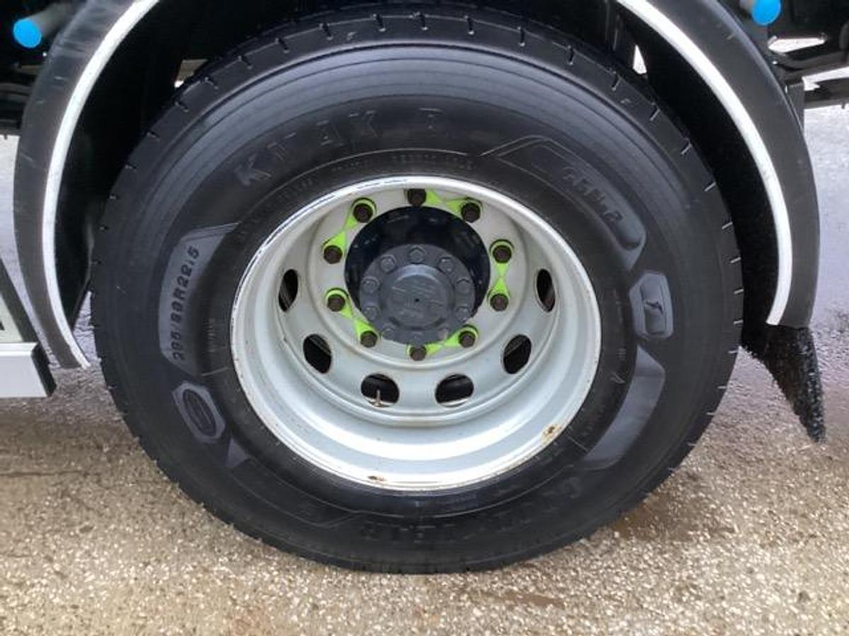 Used 2023 (73) DAF LF230 4x2 18T Dropside Flatbed