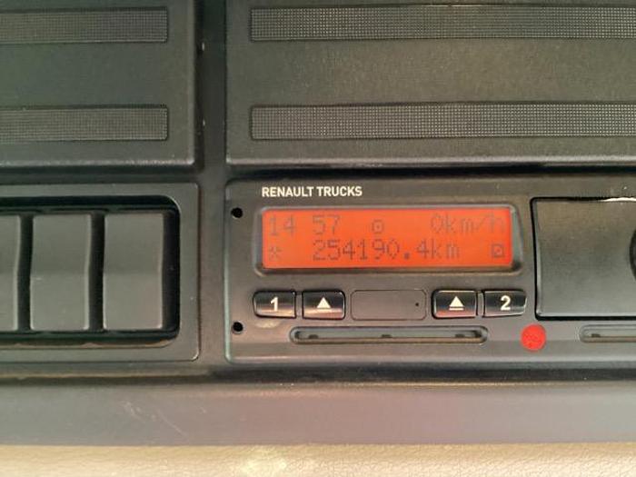 Used 2015 Renault D10 4x2 Boxvan