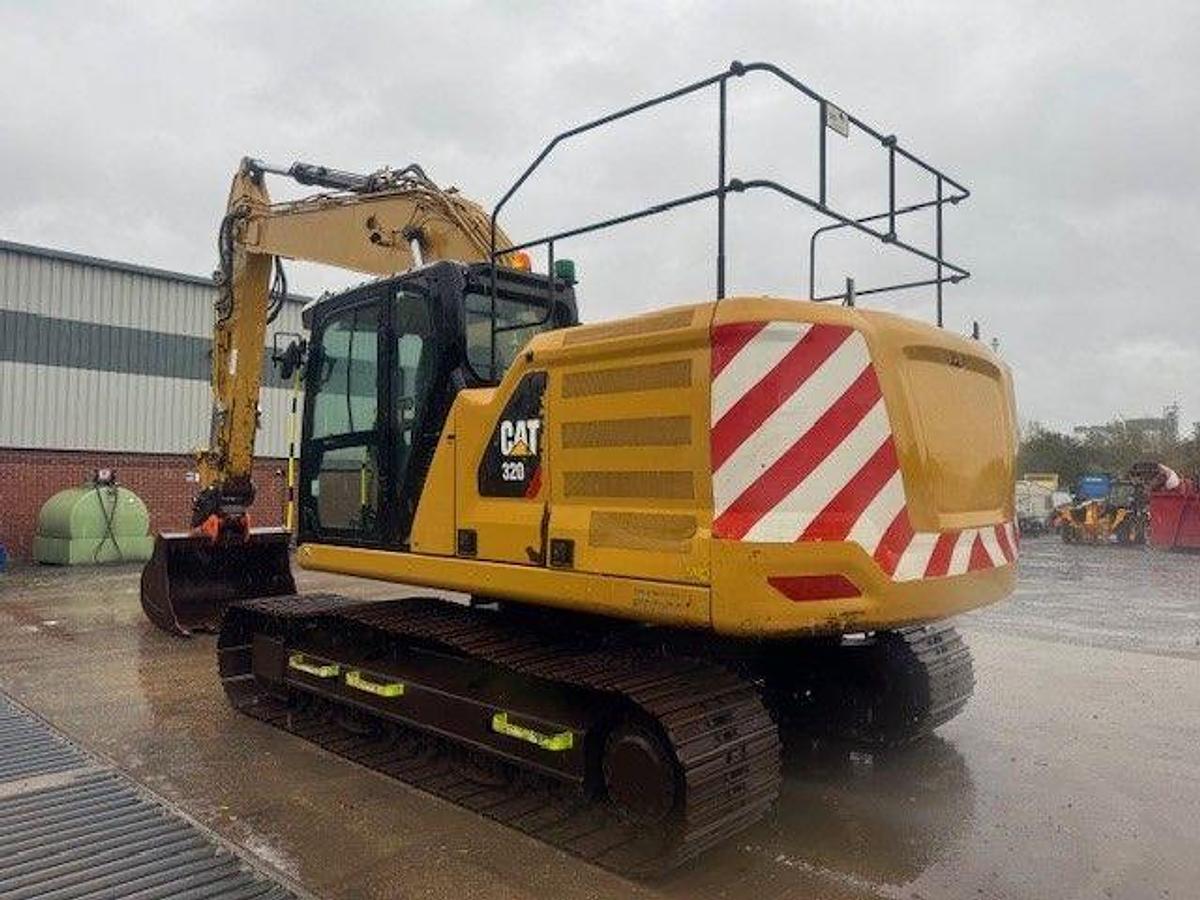 Used 2019 CAT 320 Tracked Excavator