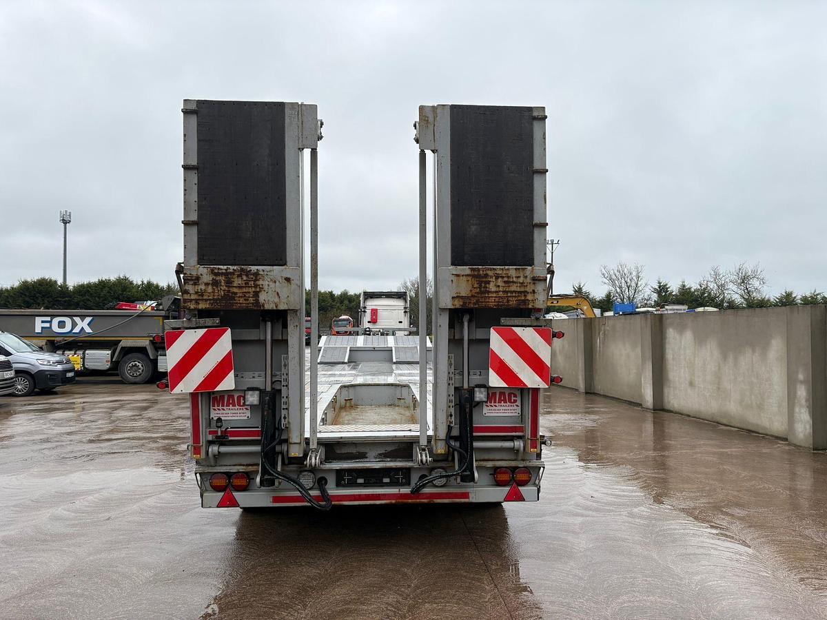 Used 2023 MAC 4 Axle Stepframe Low Loader