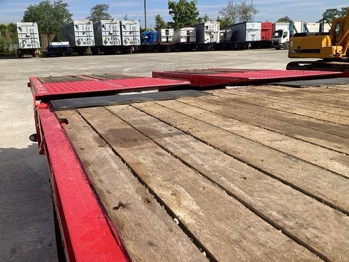 Used 2017 (67) DAF CF370 6x2 Rearlift 26T Beavertail