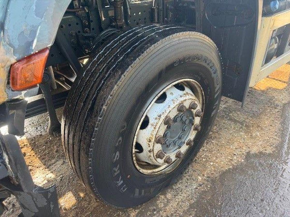 Used 2018 (68) Mercedes Arocs 1824 4x2 18T Skiploader