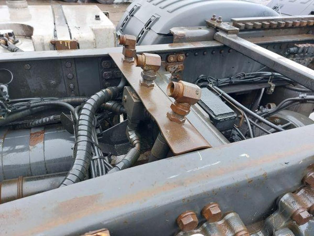 Used 2011 (11) Scania R480 6x2 Rearlift