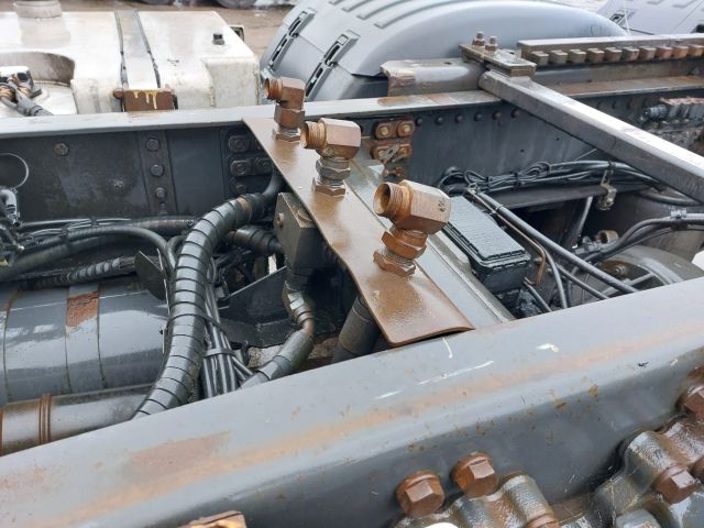 Used 2011 (11) Scania R480 6x2 Rearlift